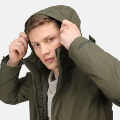 Regatta Mens Sterlings III Insulated Waterproof Jacket (Black) -Outdoor Sports Store k76630747ba2eb2fe723fc3c70581b007