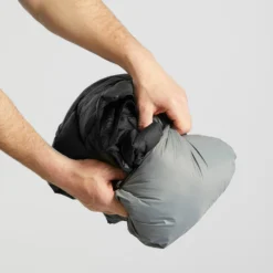 Men's Synthetic Mountain Trekking Hooded Padded Jacket - MT100 -Outdoor Sports Store kb2c7e1ab96197d07cb44423c2c80e882