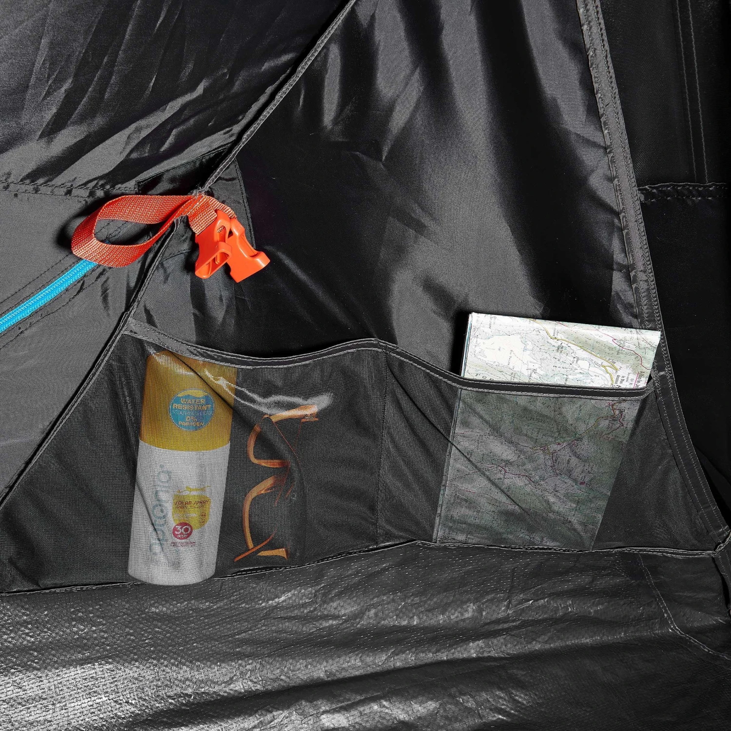 3 Man Pop-Up Blackout Tent Quechua 3 Man Pop-Up Blackout Tent -Outdoor Sports Store kdc1078ccb9bea9d8c9c4b44a6208a3b2